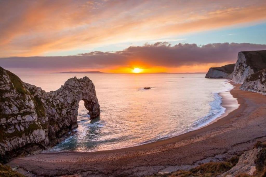 Home In Dorset, Near Jurassic Coast And Arne Wareham Bagian luar foto